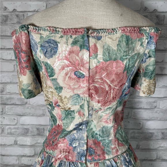 Vintage Union Made Pastel Floral Midi Pleated Princess Dress - Picture 5 of 13